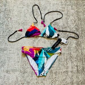 LA BLANCA Women's Eclectic Shore
Triangle Bikini Top